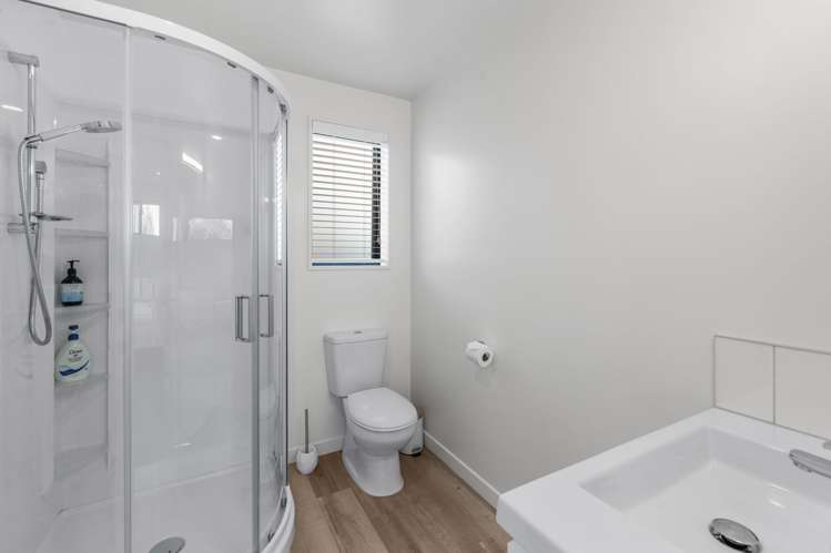 6 Lussa Close Yaldhurst_11