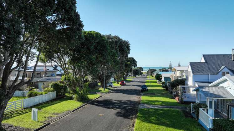 34 Ocean View Road Waihi Beach_5