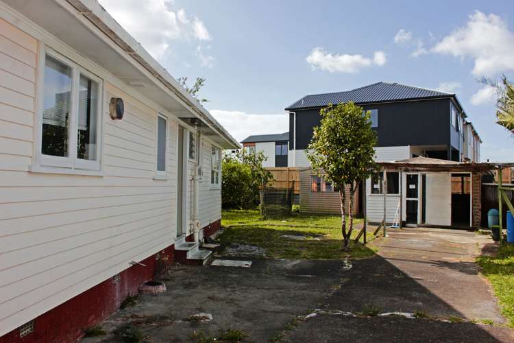 5 Paul Place Pakuranga_1