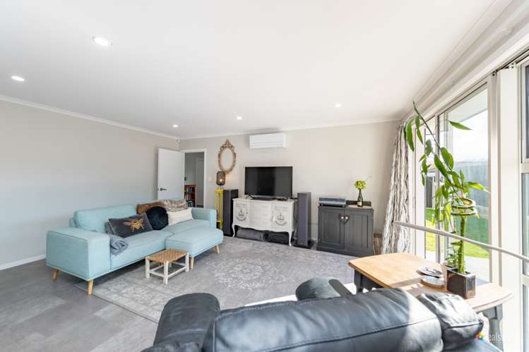 22 Fenwick Crescent Wallaceville_9