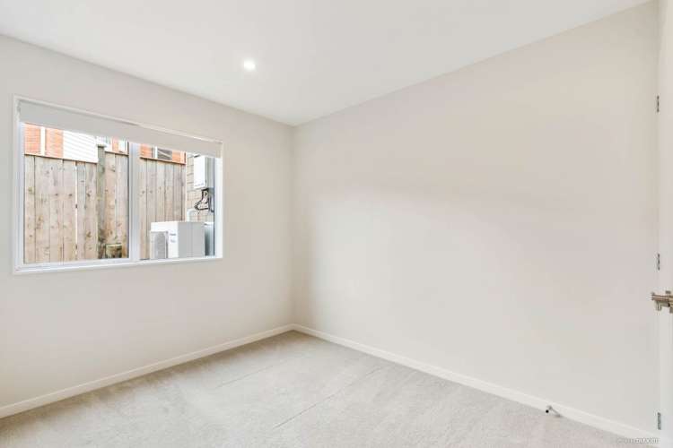 77 Golden Morning Drive Albany Heights_11