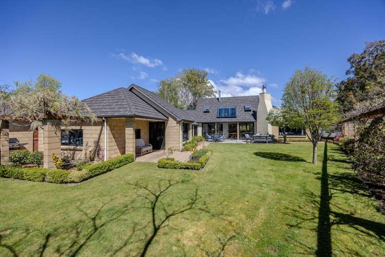 146 Lake Hawea - Albert Town Road_0