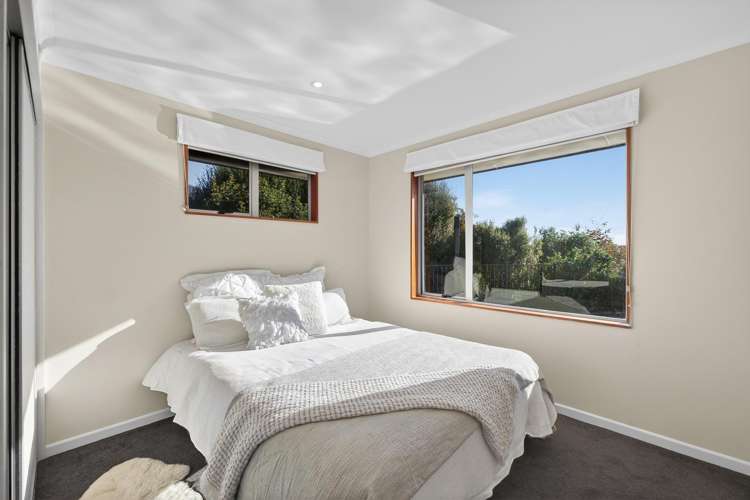 9 Highfield Grove Richmond_16