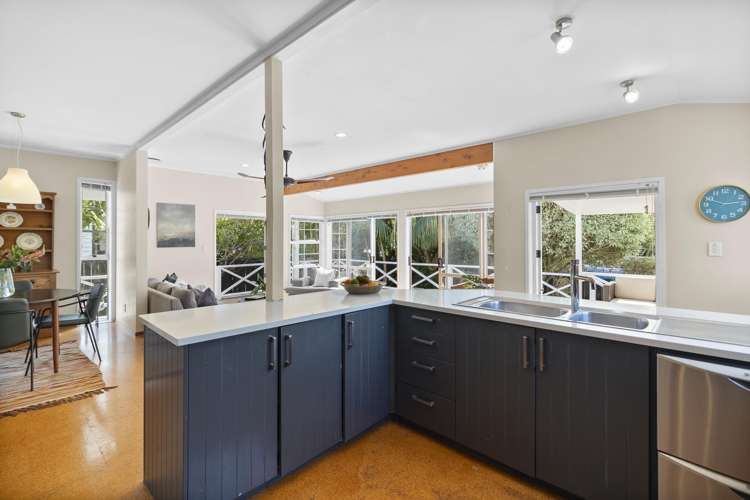 6 Boscawen Street Point Chevalier_2