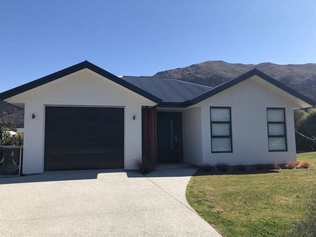 28 Hewson Crescent Lake Hawea_1