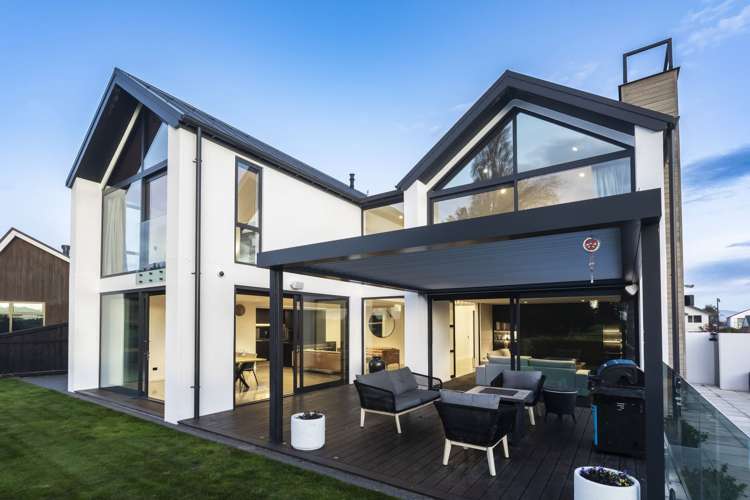 65 Waterstock Way Parklands_31