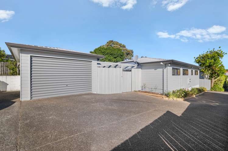 14A Albatross Road Red Beach_25