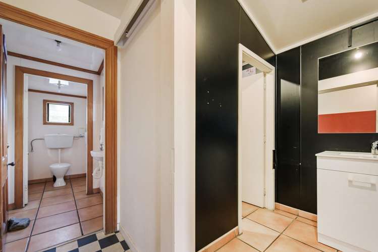 90 Commercial Street Takaka_19