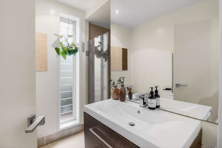 12 Ridge Road Oneroa_12