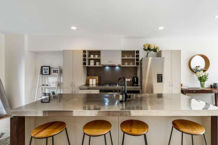 4/21 Hunters Park Drive Three Kings_3