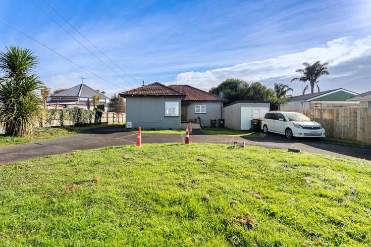 1/29 & 2/29 Weymouth Road Manurewa_22