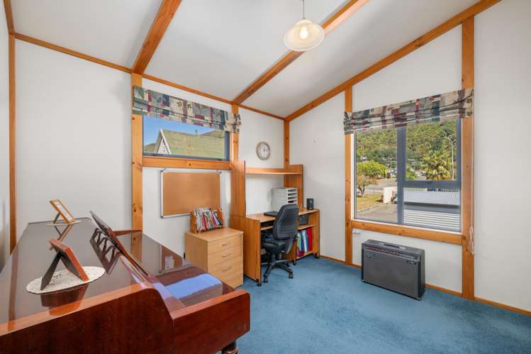 28 Lawrence Street Havelock_17