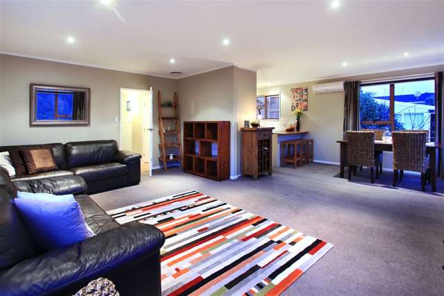 9 Ayton Drive Whitby_2