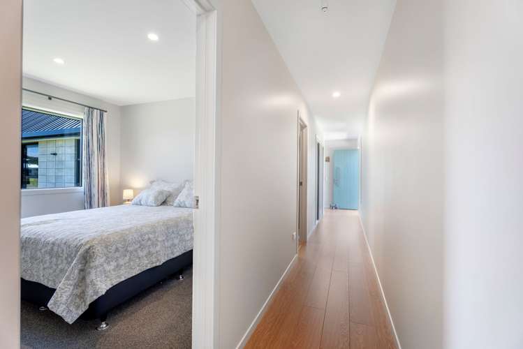 105 Rangiora Crescent Matarangi_15