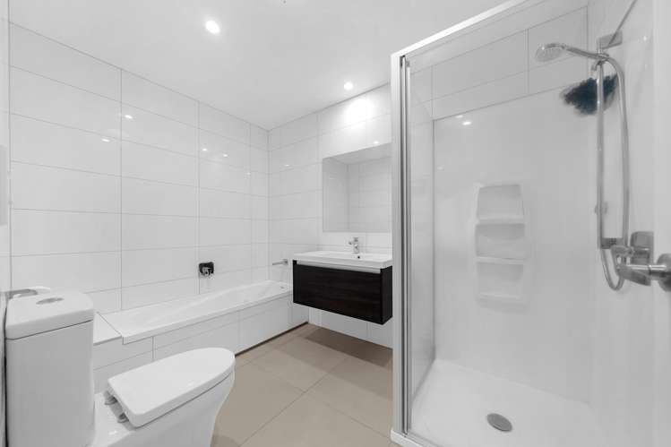 4 Matairangi Avenue Totara Heights_13