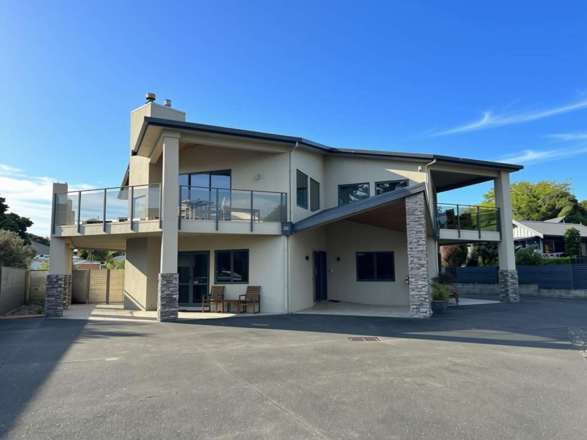 Raglan 3 bedrooms 1