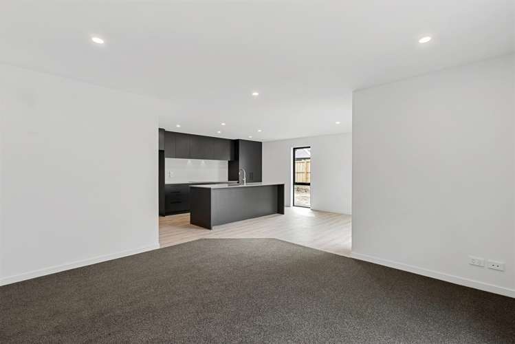 8 Vercoe Street Elgin_6