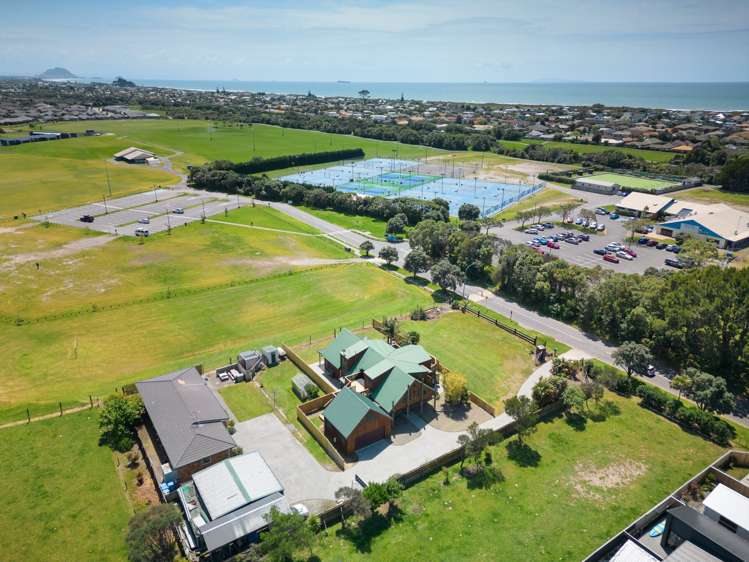 65 Alice Lane Papamoa_1