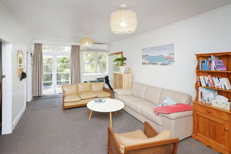 24 Domain Terrace Waikuku Beach_3