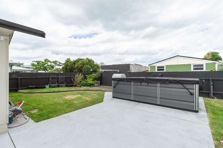 7 Liverpool Crescent Tamatea_14