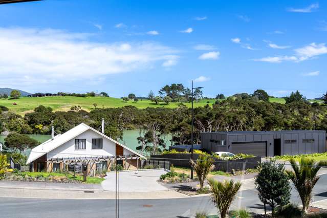 5 Pekapeka Street Raglan_1