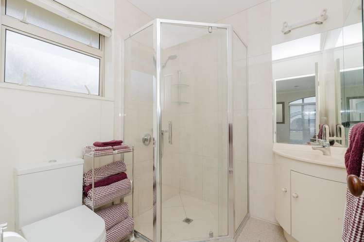 10 Montrose Crescent Huntington_18