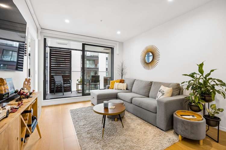 208/9 Madeira Lane Grafton_6
