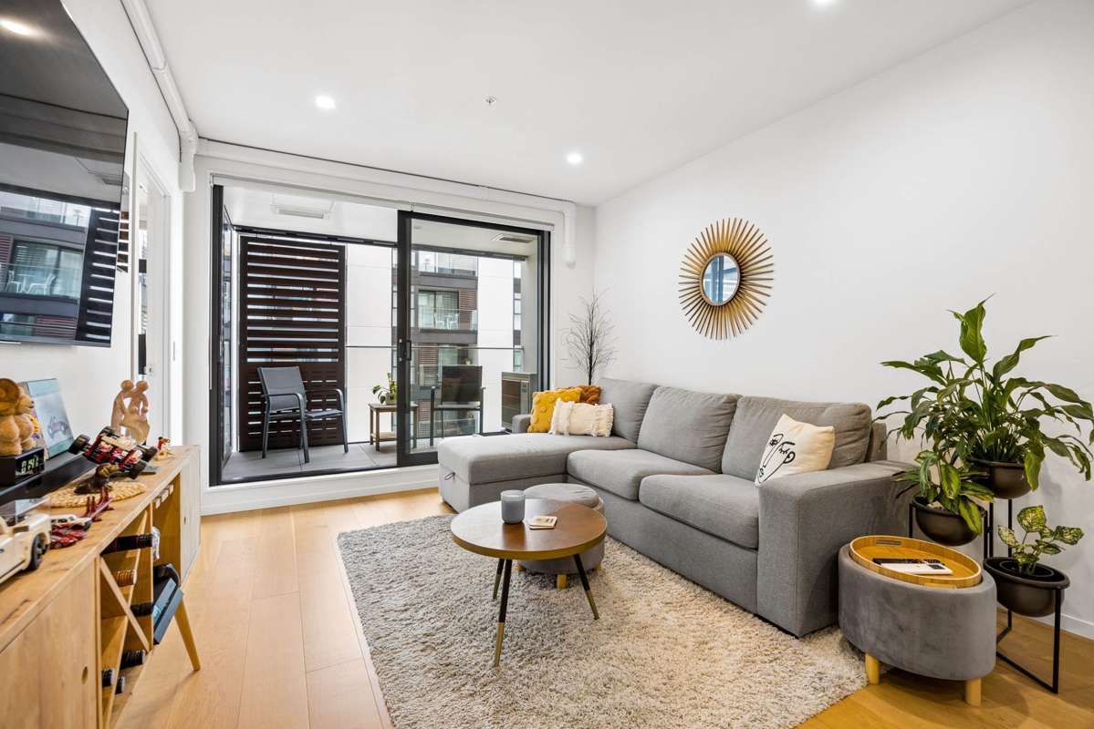 208/9 Madeira Lane_2