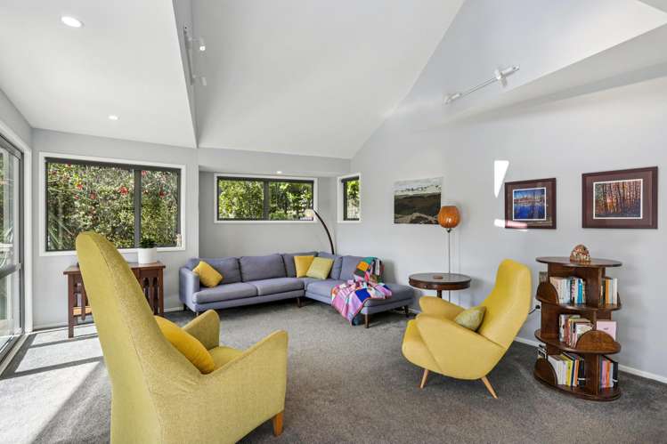 59 Kauri Point Road Laingholm_8