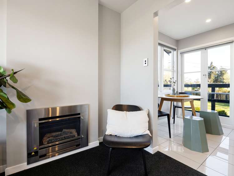 26 Carlyle Avenue Chartwell_8