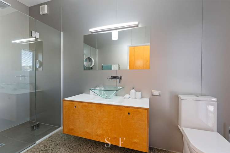 8 Ngarara Road Waikanae_15