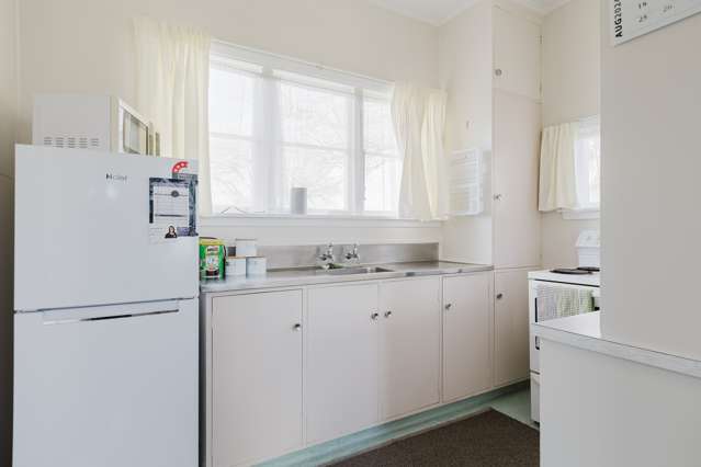 2/1 Kimbolton Road Feilding_2