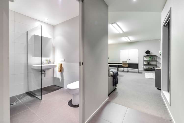 3 Peninsula Point Huntington_19