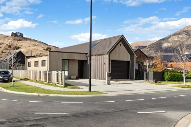 1 Bellamore Street Dalefield/Wakatipu Basin_2