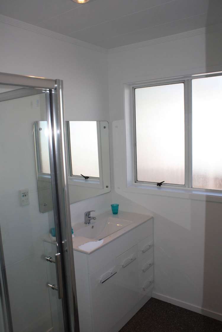 1/19 Seabrook Avenue New Lynn_6