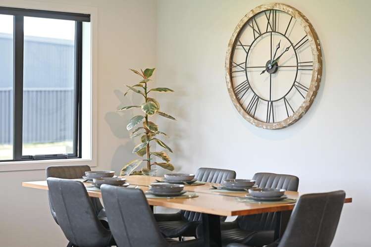 25 Glenda Place Seaward Bush_11