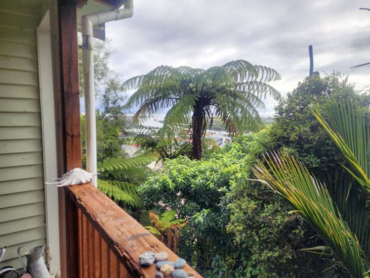 12 Mount Street Greymouth_8