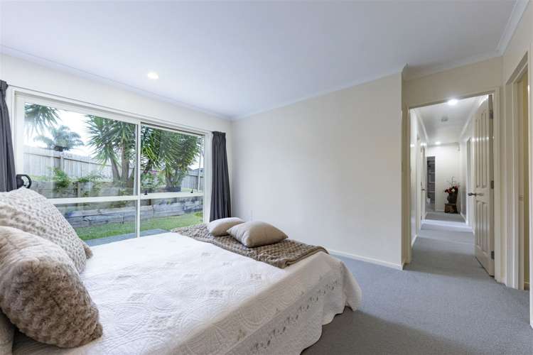 49 Castlefinn Drive Manurewa_10
