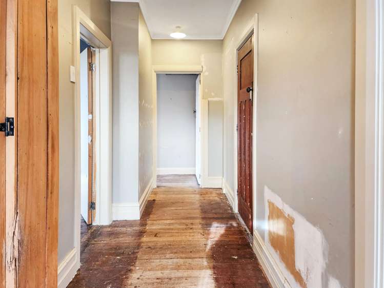 15 Wamphray Street Nightcaps_10