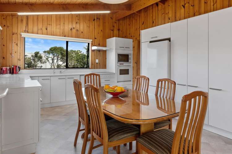 2 Saint Anne Place Omaha_5