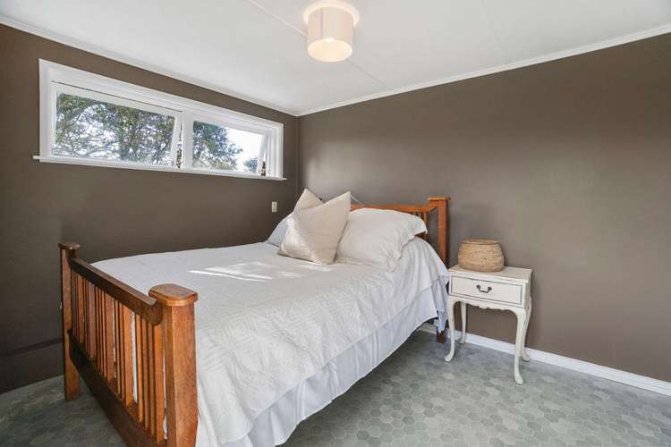 14 Daffodil Street Titirangi_12