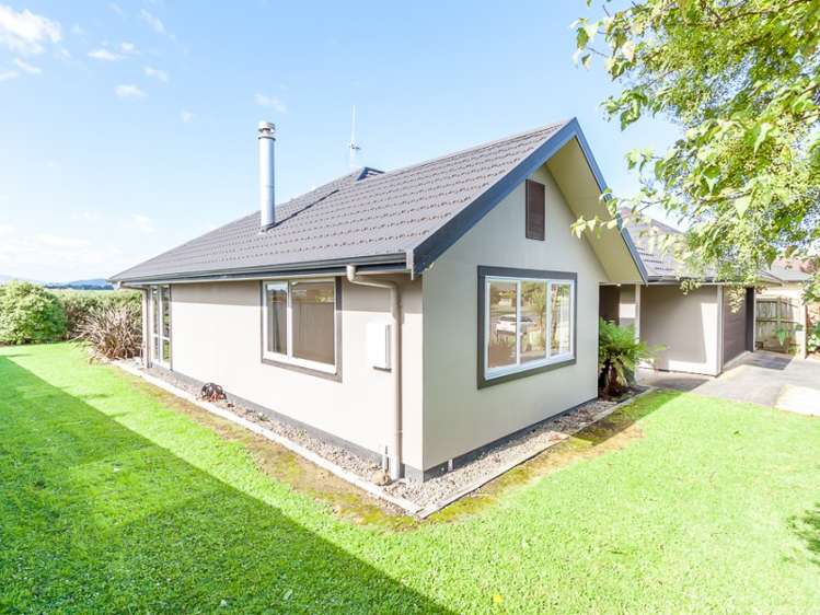 139 Pacific Drive Fitzherbert_16