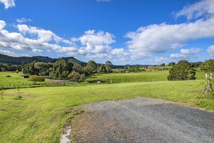16 Mangakino Lane Kauri_12