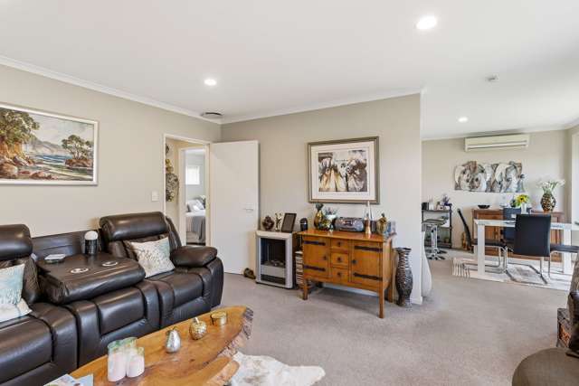 12/17 Redwood Close Paraparaumu_3