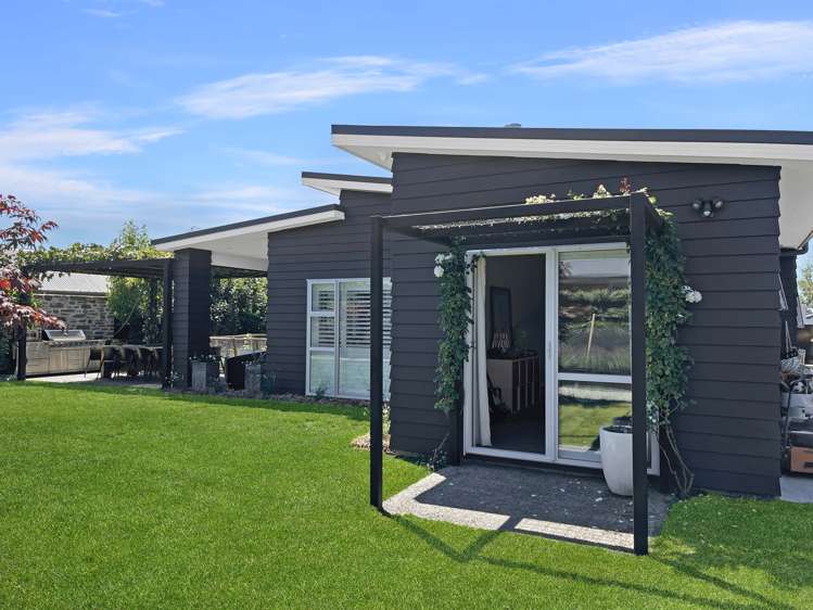 15 Rhoboro Road Twizel_21