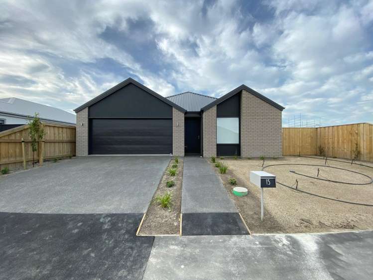 15 Accrington Drive_0