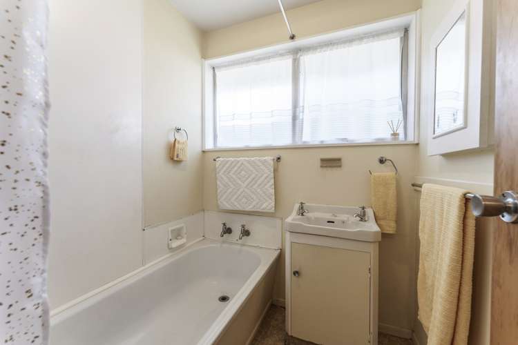 1/24 Hayton Road Wigram_8