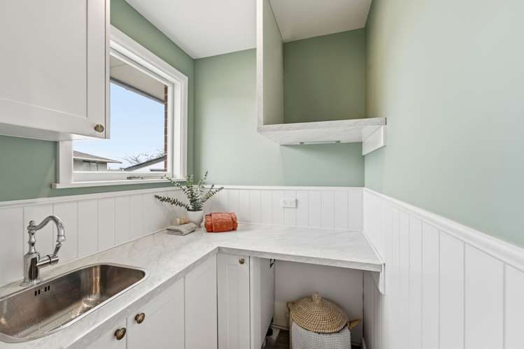 61 Golf Links Road Shirley_12