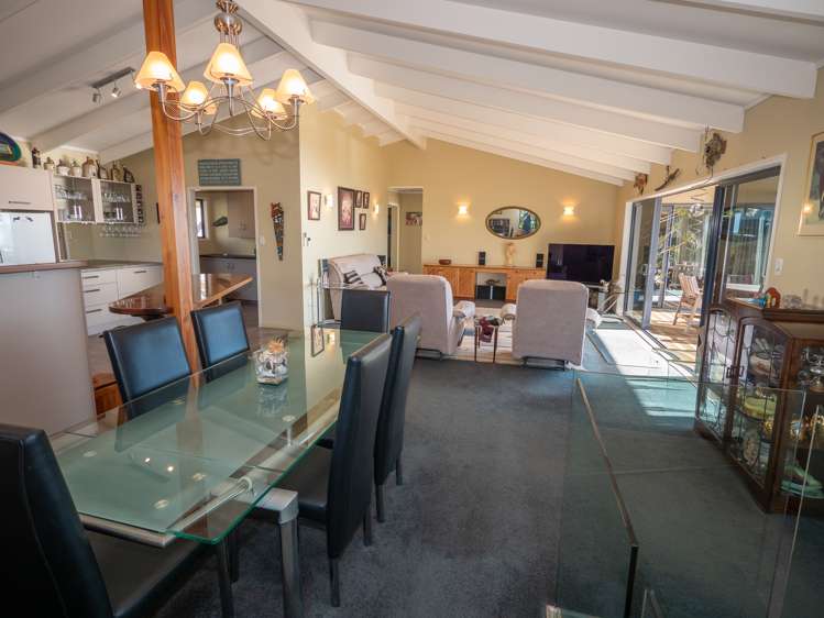 47 Seaview Road Cable Bay_5