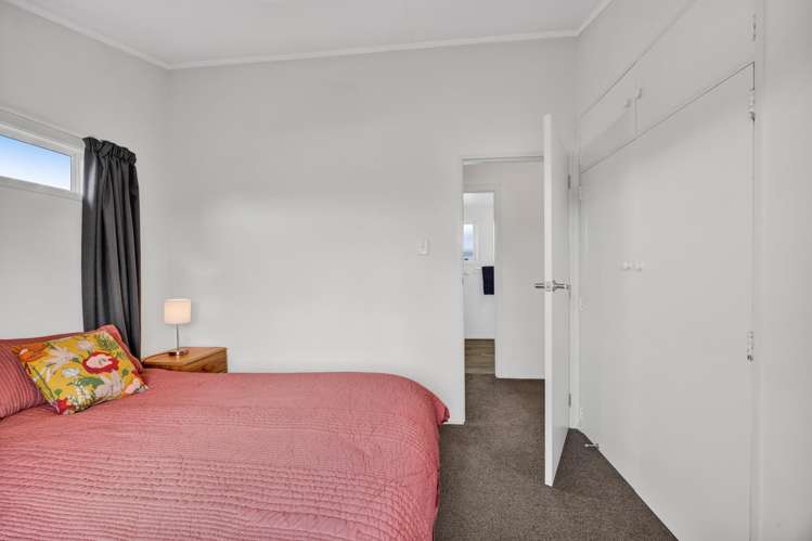 8 Hughson Place Opunake_15